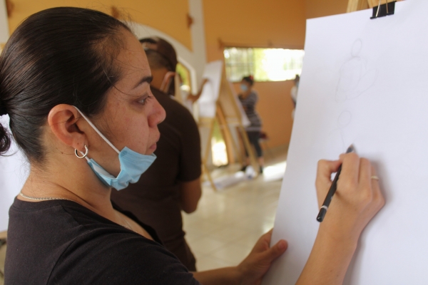 Equipo de la Fundaci&oacute;n da inicio a su proceso de formaci&oacute;n en  arte.