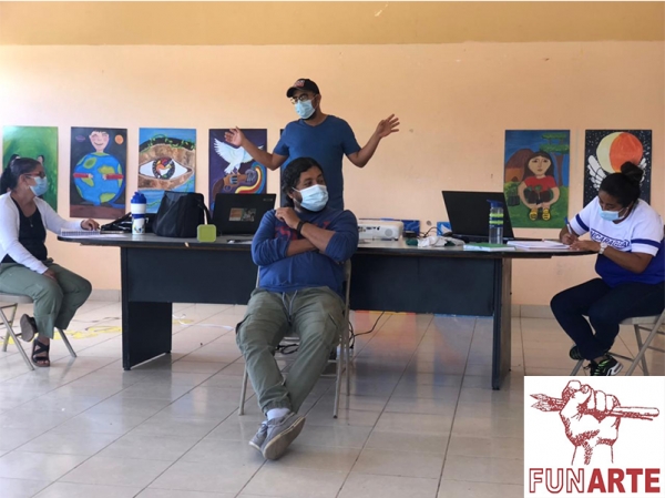 Capacitaci&oacute;n a equipos