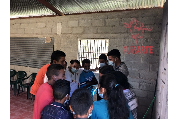 Reconociendo personas de confianza.