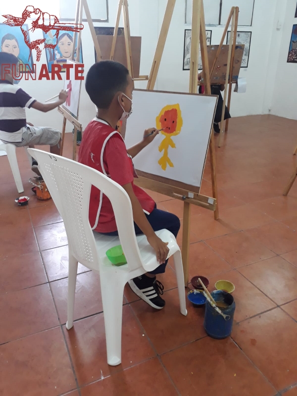 Clases de Iniciaci&oacute;n Art&iacute;sticas