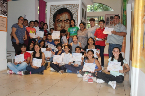 LA TRINIDAD: Promotores hacen entrega de los resultados de su Agenda de Cultura de Paz a MINED Municipal